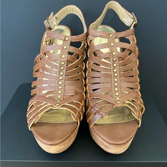 BAKERS “Rylan” Platform Sandal - Picture 3 of 6